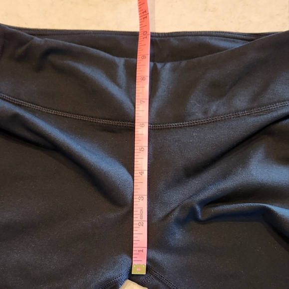 NWOT Fabletics Leggings - Picture 12 of 15